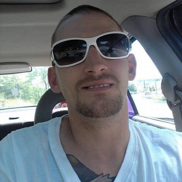 Meet your Awesome Posher, $ TiM $ - Picture 1 of 5